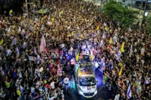 استطلاع رأي لـ”معاريف”: انقسام بين الإسرائيليين بشأن نتائج حرب غزة استطلاع رأي لـ”معاريف”: انقسام بين الإسرائيليين بشأن نتائج حرب غزة